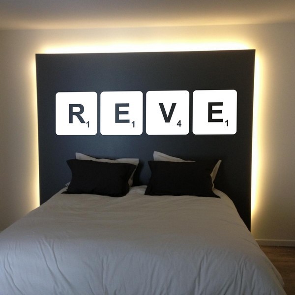 Example of wall stickers: Rêve Scrabble